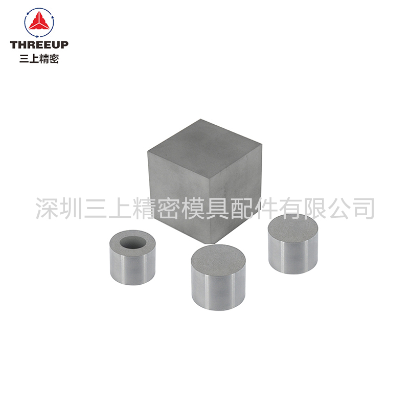 透氣鋼發(fā)現(xiàn)有油污，該如何清除?